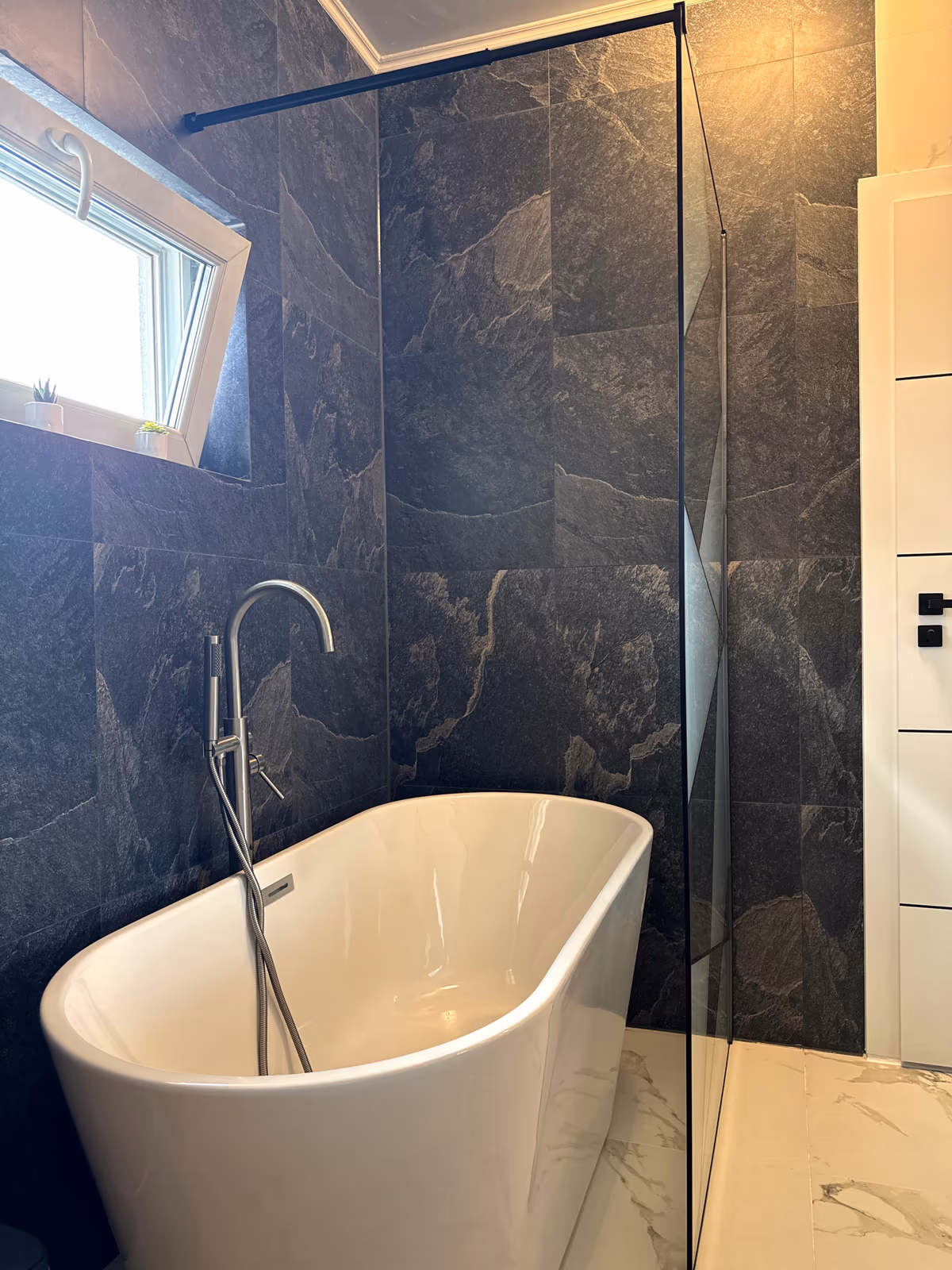 Renovare casă etaj — Iași — Lunca Cetățuii · Zugrav Iași