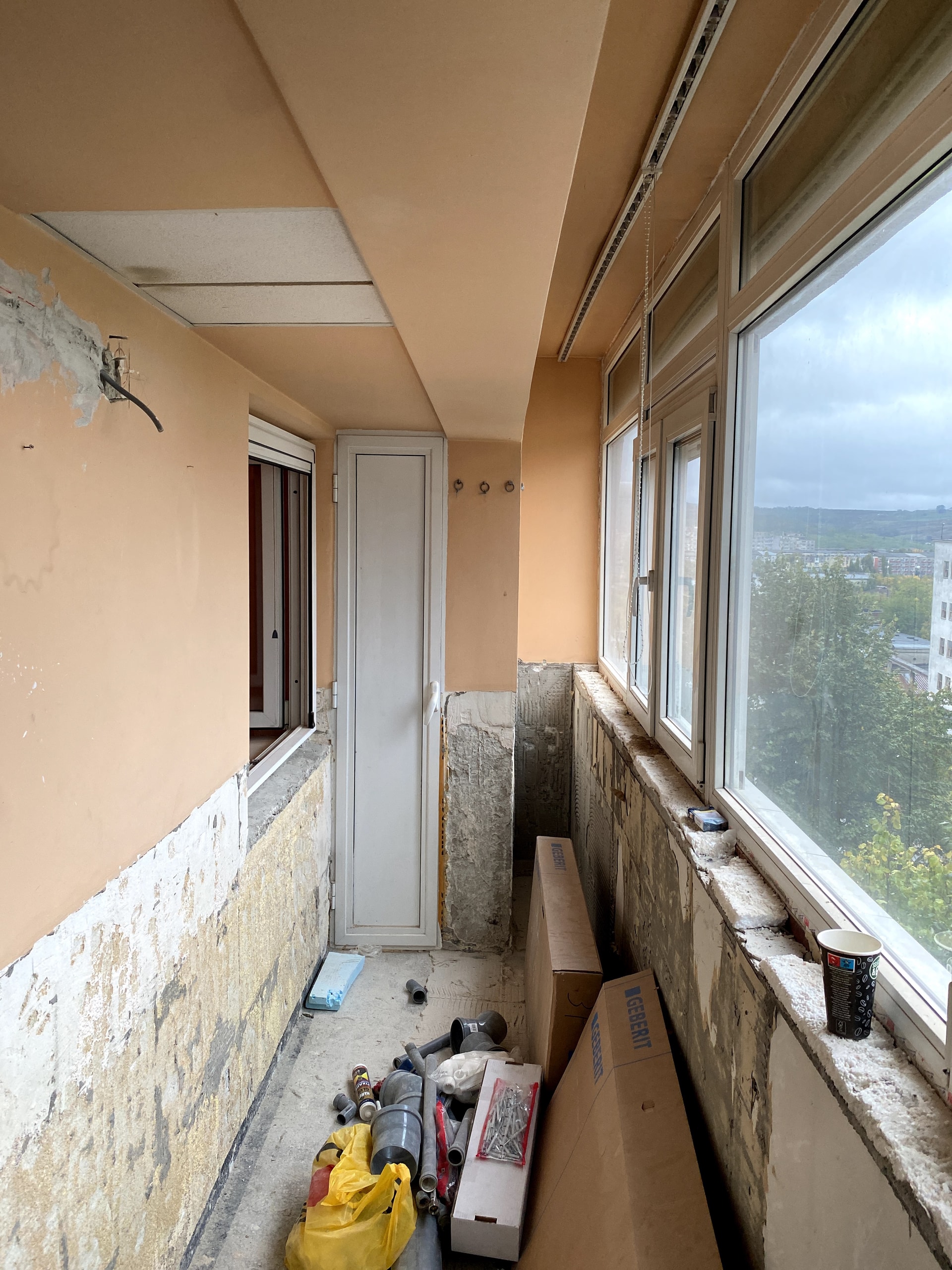 Zugrav Iași — Renovare apartament (Iași — Păcurari) — înainte/după 4 — înainte