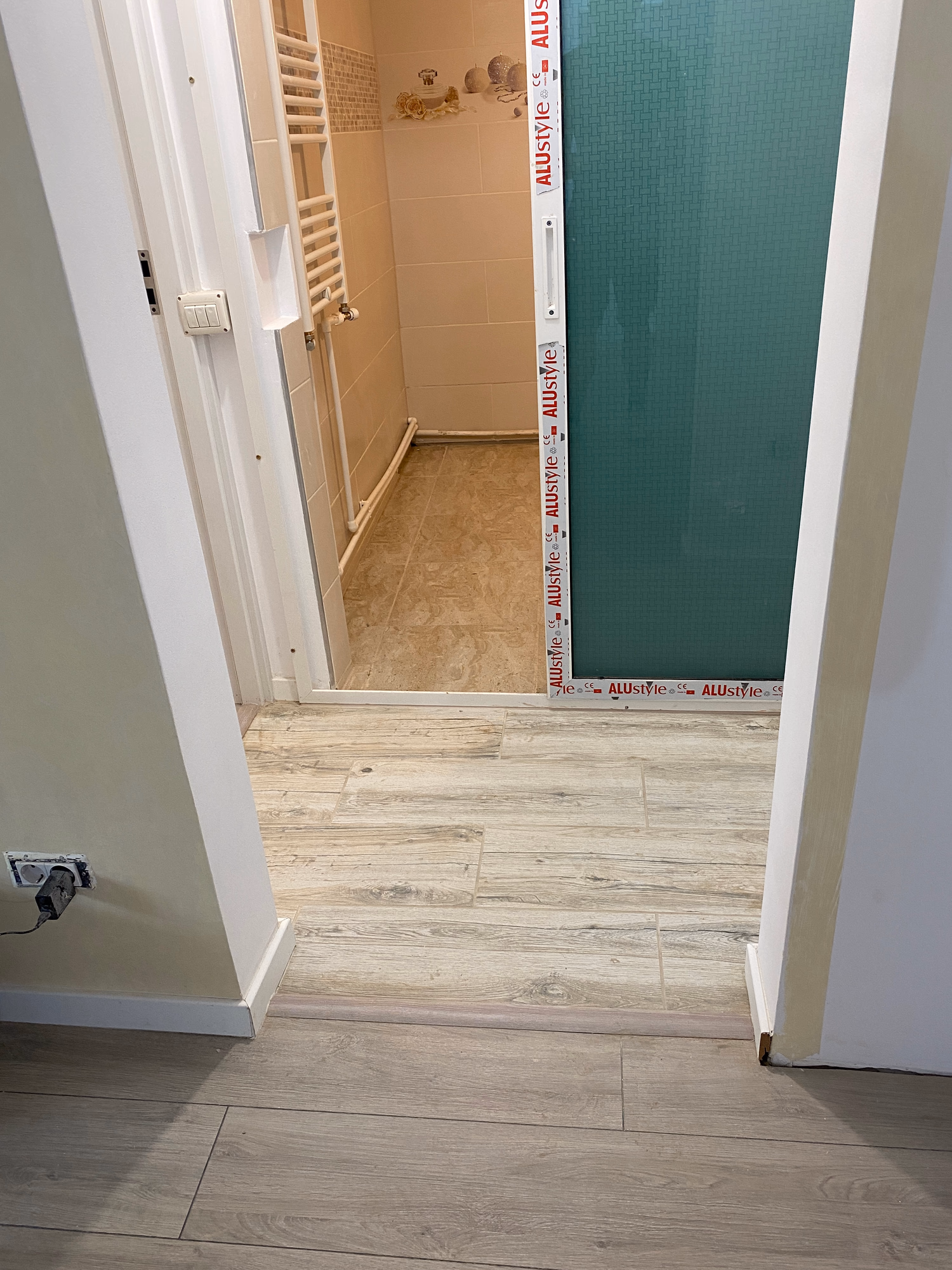 Zugrav Iași — Renovare apartament 3 camere (Iași — Bularga) — După 16