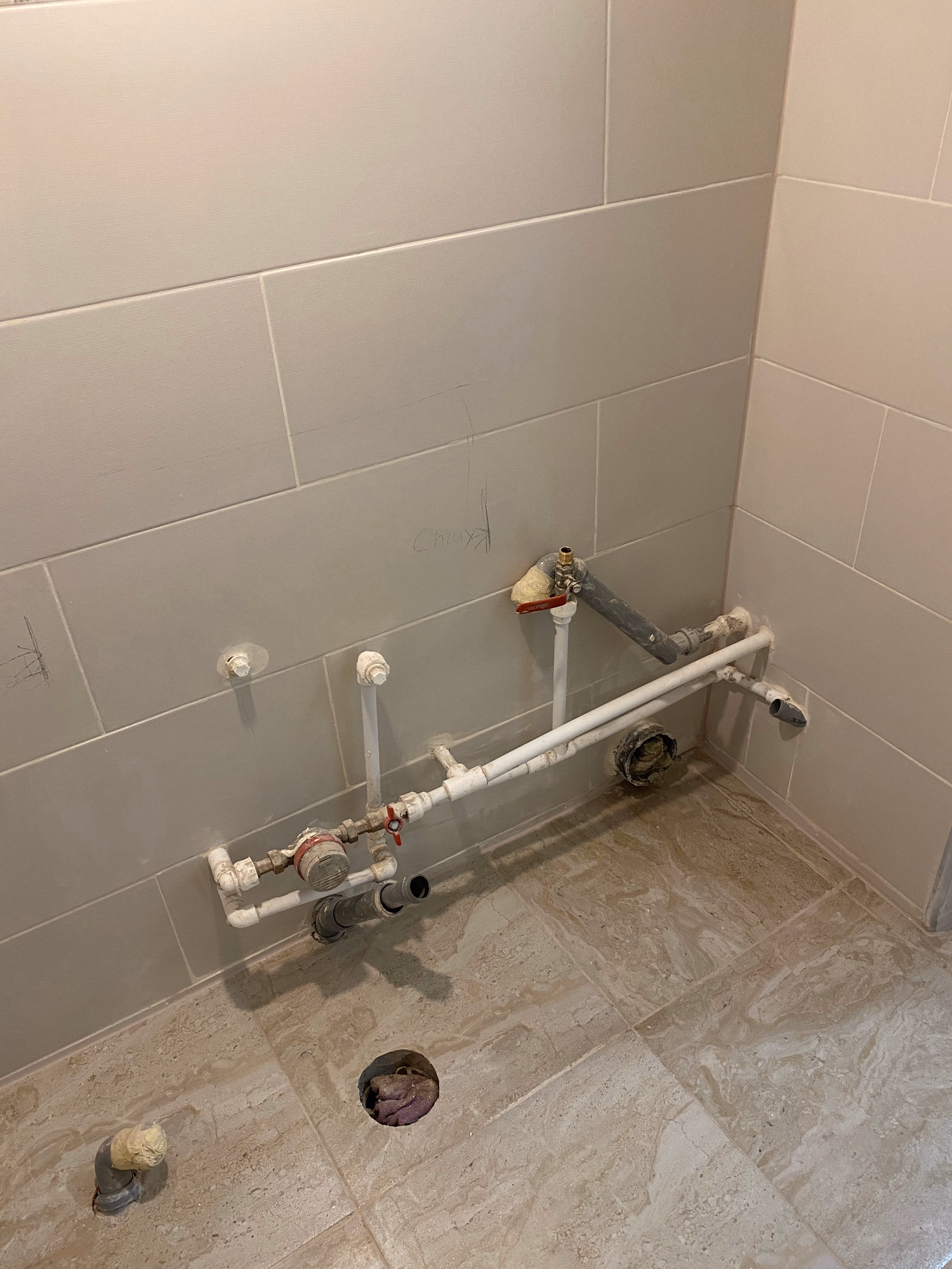 Zugrav Iași — Renovare apartament 3 camere (Iași — Bularga) — După 17