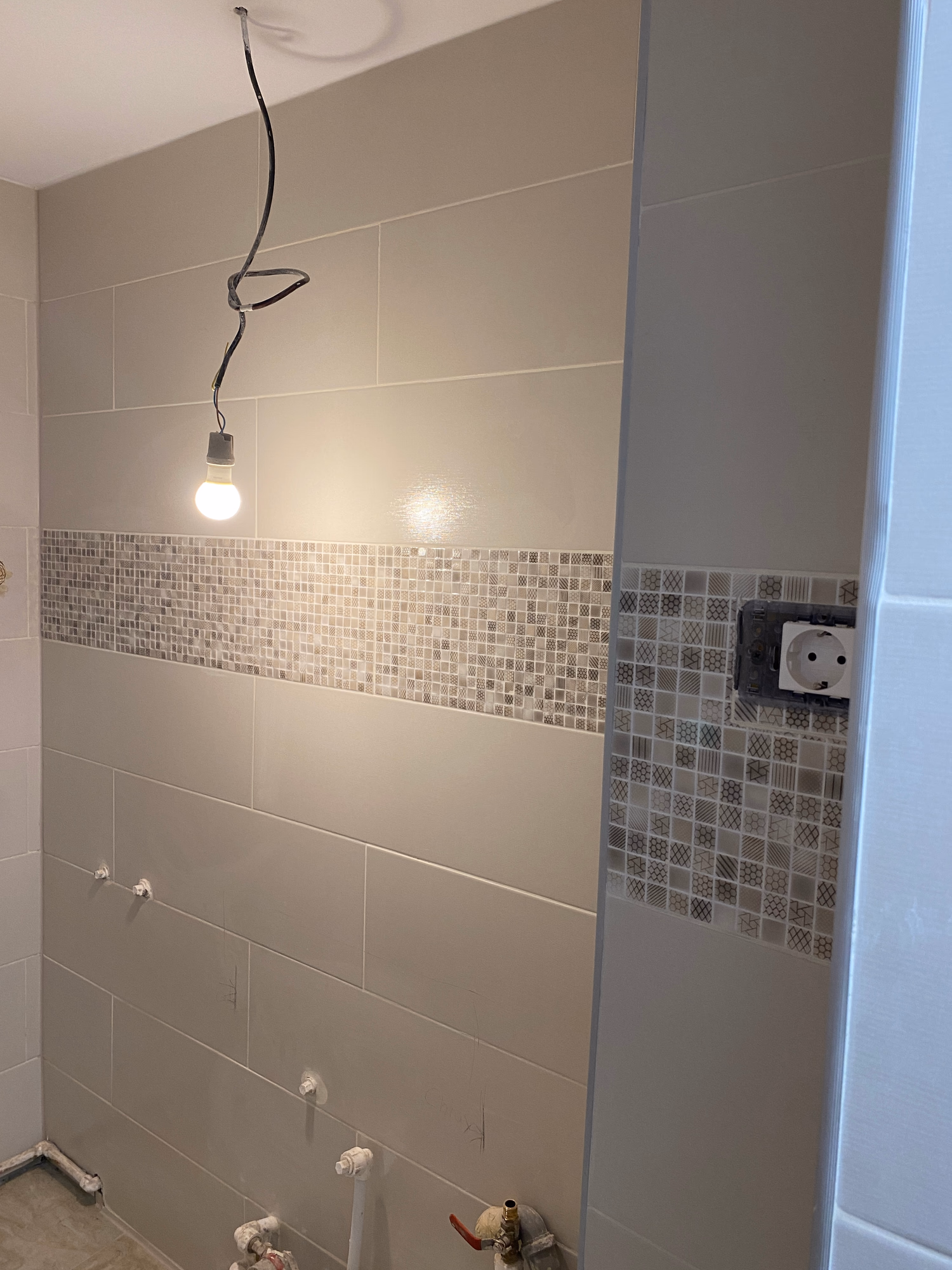 Zugrav Iași — Renovare apartament 3 camere (Iași — Bularga) — După 19