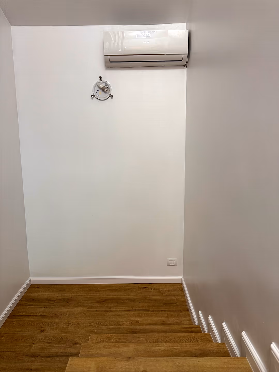 Zugrav Iași — Renovare casă etaj (Iași — Lunca Cetățuii) — Finalizate 42